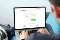 Prehraj to služba na prehrávanie videí