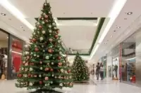 otváracie hodiny Vianoce 2022 - budú obchody cez Vianoce otvorené?