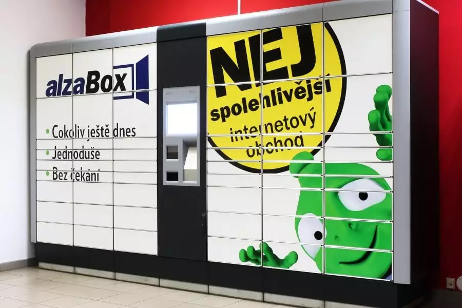 Alzabox je nový a moderný samoobslužný spôsob vyzdvihnutia objednávky, ktorý v súčasnosti využíva množstvo e-shopov.