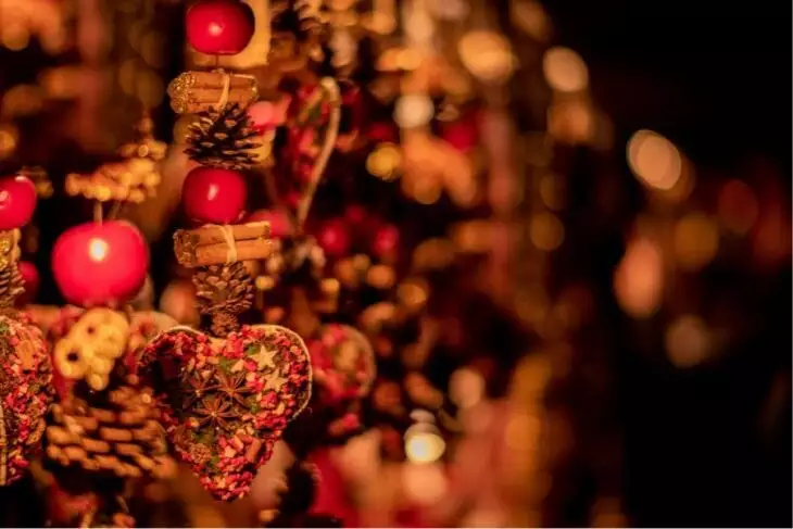 Najväčšie pražské vianočné trhy sa odohrávajú na Staromestskom námestí. 