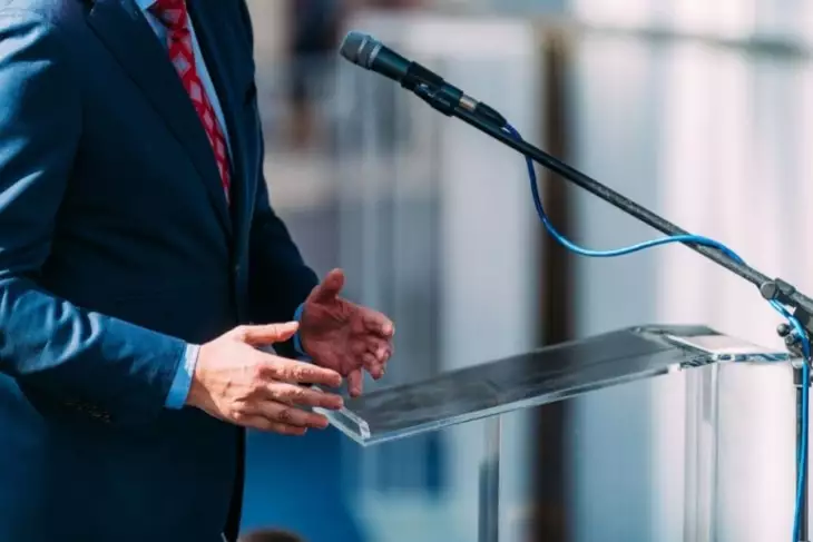 Robert Fico - premiér a politik za stranu SMER: životopis a kariéra 1 Robert Fico - premiér a politik za stranu SMER