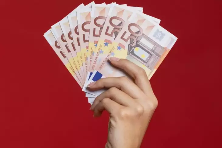 Sirotský dôchodok - kto má nárok, aké sú podmienky, výška a dokedy sa vypláca 1 sirotský dôchodok